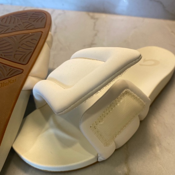 Olukai Sunbeam Slide Beach Sandal .Women 7/37. - Picture 5 of 5